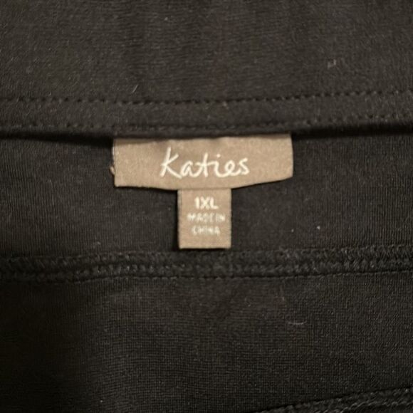 Katies 1X Black Knit Pull-on Pencil Skirt - Picture 9 of 11